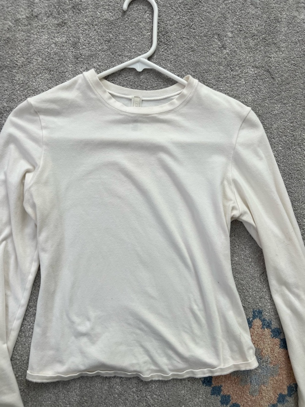 SKIMS Long Sleeve White Crewneck Top
